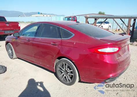 2014 Ford Fusion Titanium z USA, uszkodzony, nr VIN 3FA6P0D94ER108505